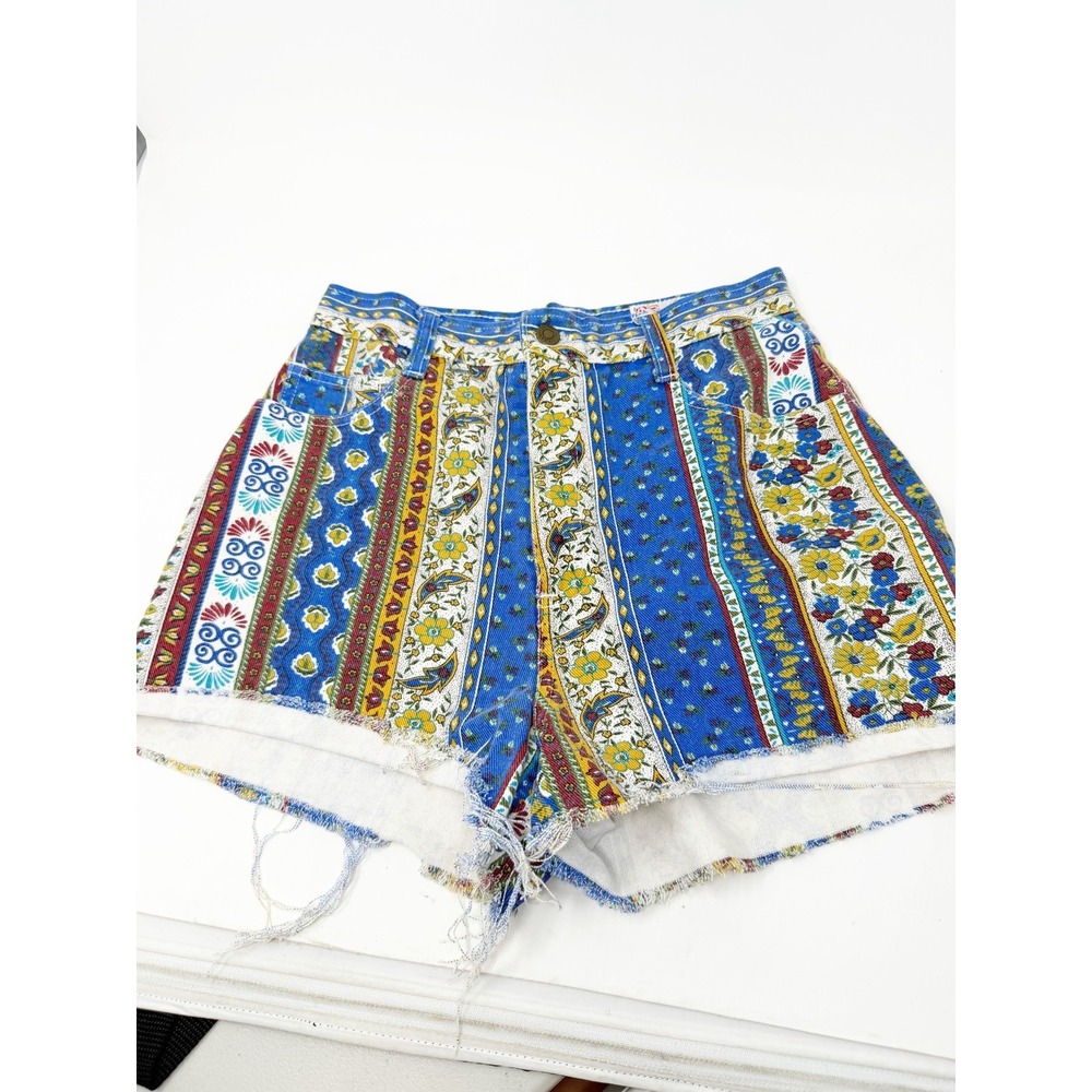 Not Guilty Vintage Y2K Floral Print Denim Shorts High Waist Cut Off Size 7/8